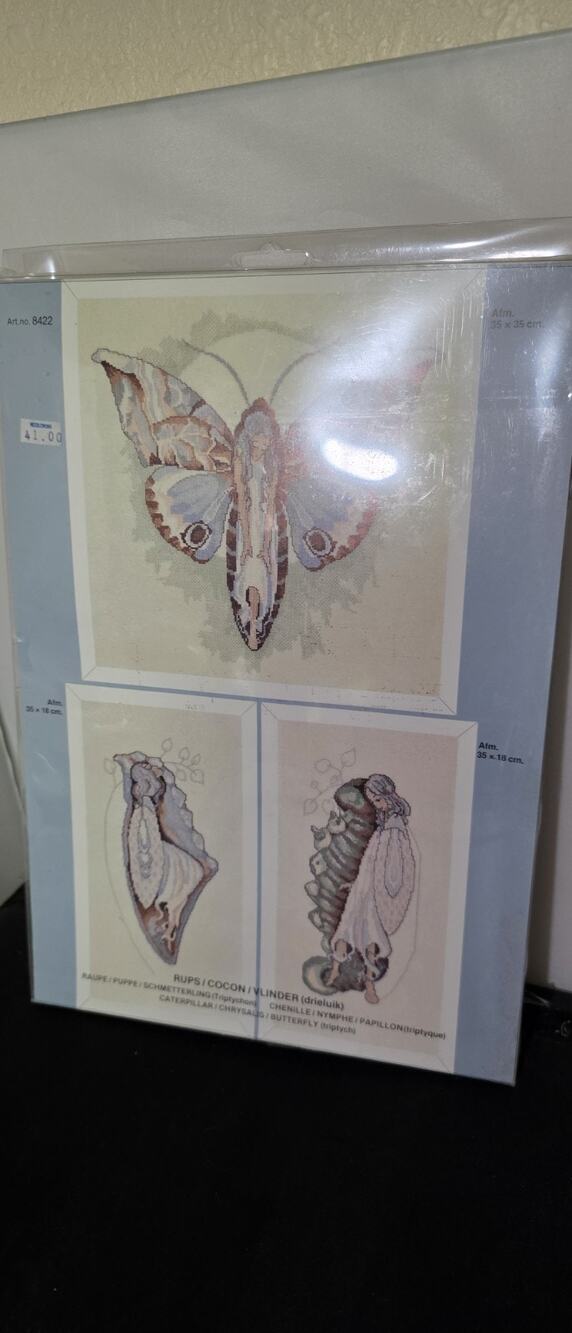 Maria van Scharrenburg Cross Stitch Kit Rups/ Cocon/ Vlinder Butterfly M009